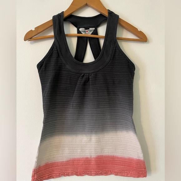 Hard Tail Tops - Hard Tail Tank Top w/ built in sports bra